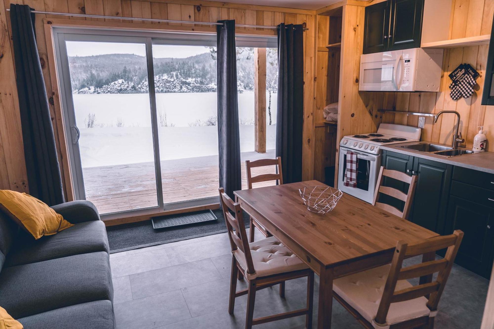 Le 2800 Du Parc Shawinigan Exterior foto